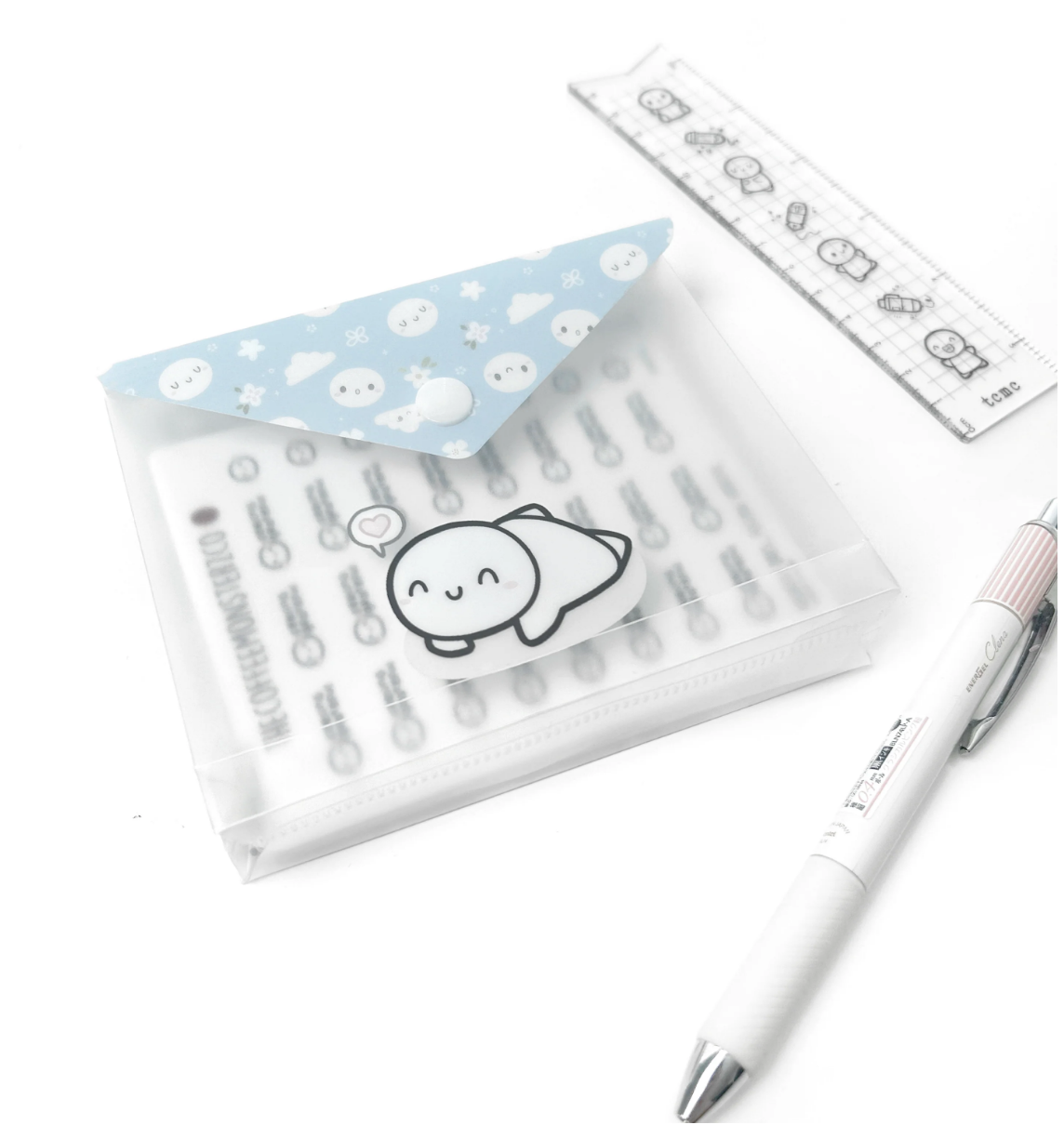 Misfit Plastic Gusset Sticker Envelope