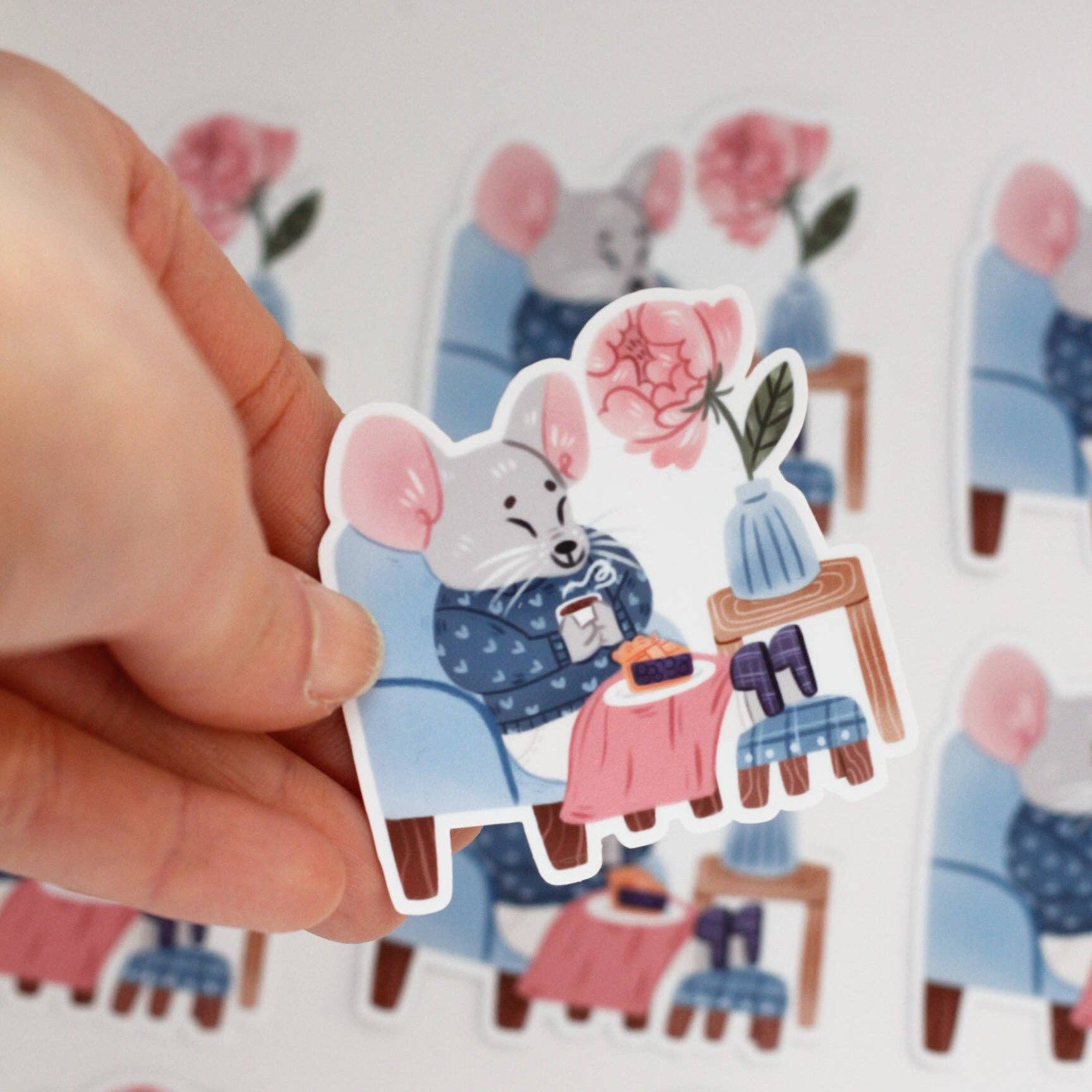 Cosy mouse vinyl sticker